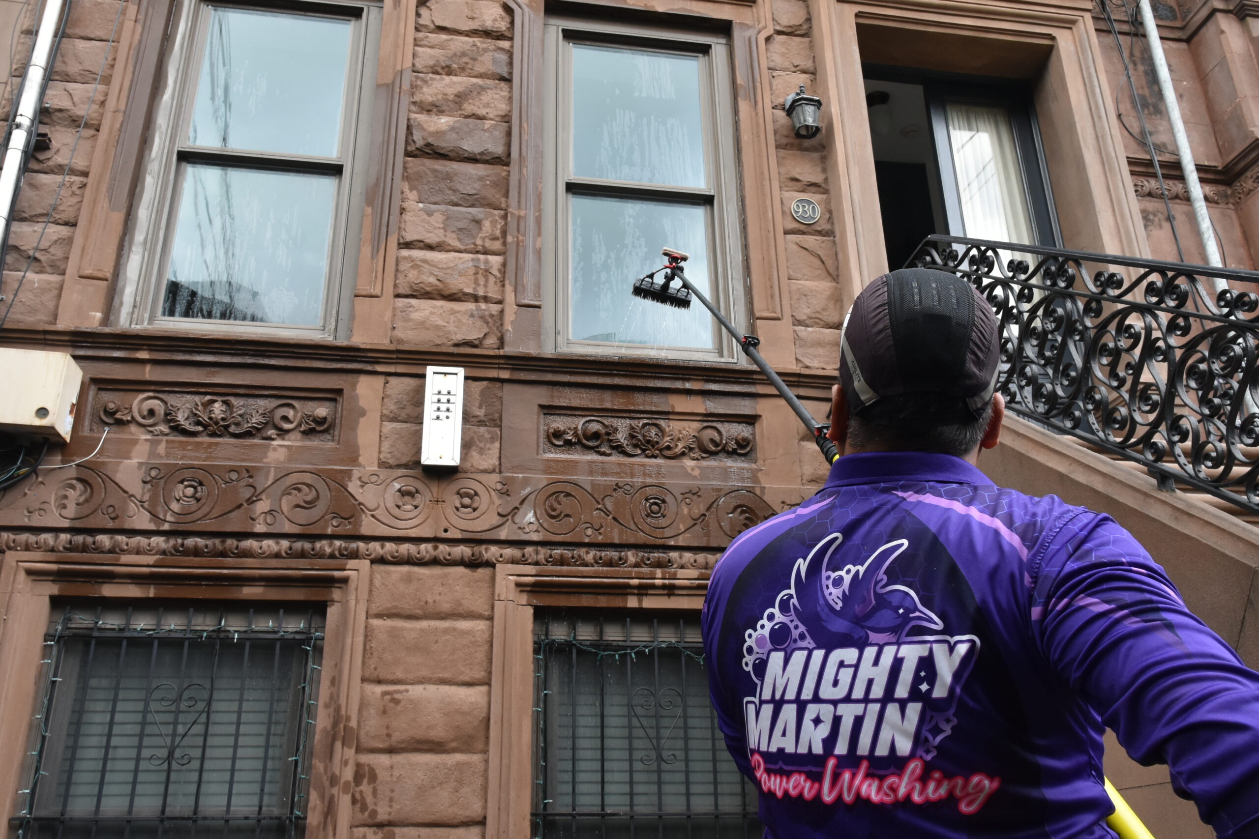 Mighty Martin Window Cleaning
